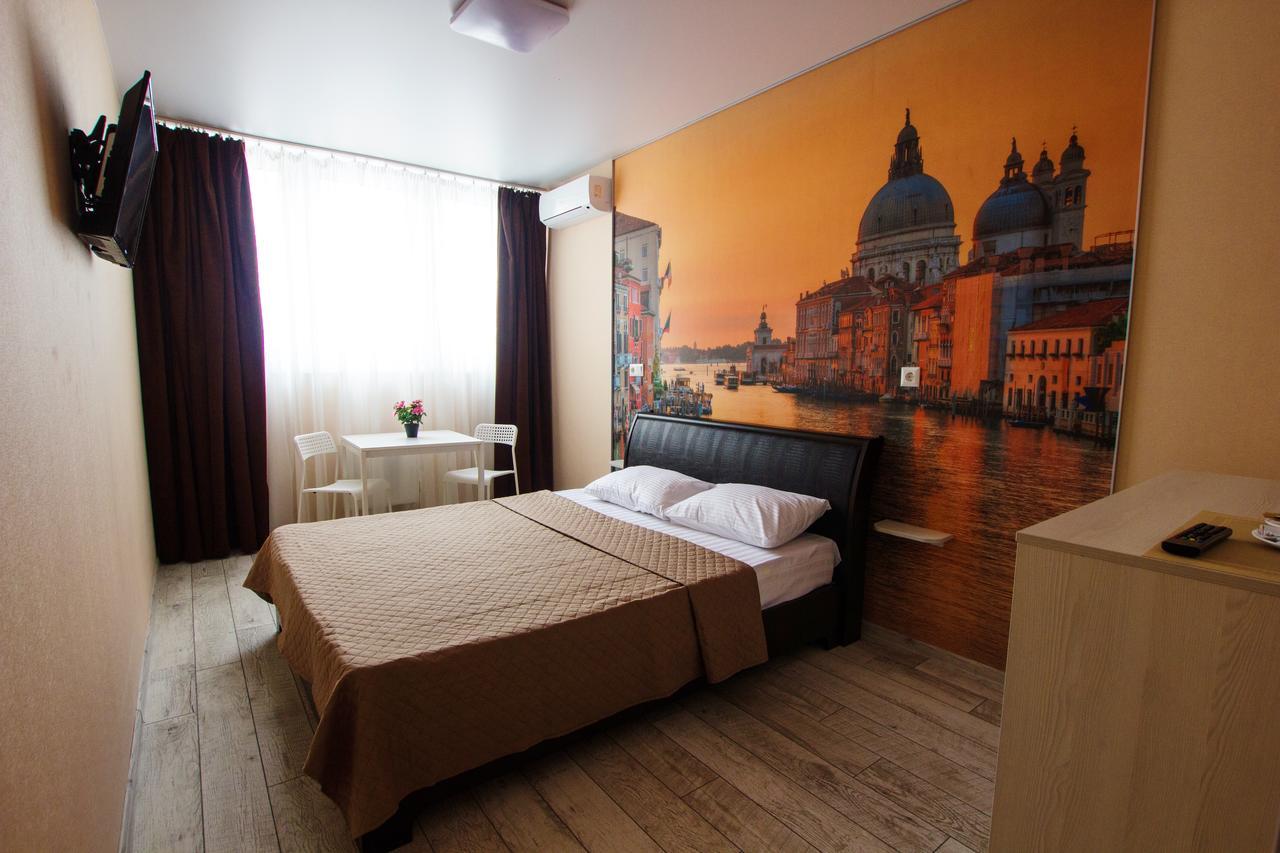 East Residence White Kyiv Exterior foto